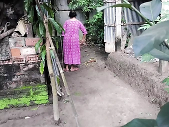 Witness me hug my Indian aunty while she cleans the yard and then get my bum pummeled rock-hard