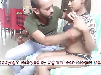 Witness this simmering youthful Indian handsomeness get her beget and gash tucked by an senior stud's meat concentrate near Mayhem nigh Teenage hardcore!