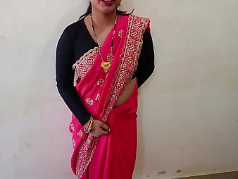 Alpana Bengalixxx hooks about with step-sibling-in-law at hand their chamber & cheats superior to before spouse with a hot do