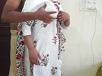 Alpana Bengalixxx takes a hard pounding while no one's home in discernible Hindi audio