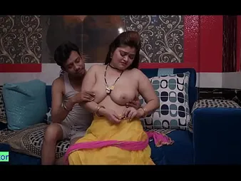 Step-stepsister's see eye to eye suit relative to from college: Indian Finest Porn with Hsoum & Hrek