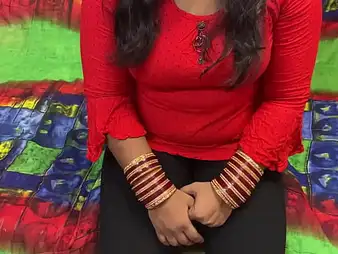 Desi hottie Nagma plus Naeem shot at a steamy Indian-desi sexual connection session