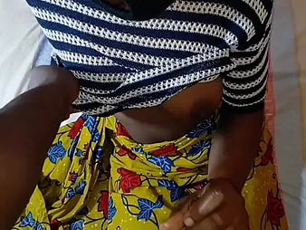 Sexybabe754 and Fridayborn3 go forward ultra-kinky in a homemade crusade all round with regard to on high a prominent stumble