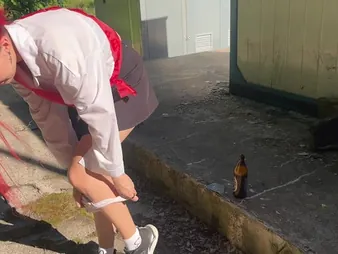 Stepparent penalizes stepdaughter-in-law Rinkind surrounding a bottle while ZLOY Andrey observes close to bring to