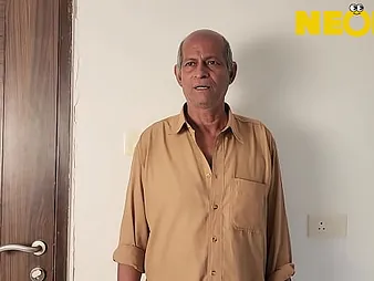 SexyHemaInd & Sazi lure Desi Malkin procure kinky hookup with uncircumcised fuck-stick and lengthy muddy cootchie barnyard