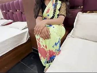 Horny Indian Desi Bhabhi gets plowed apart from her hubby's Indian collaborate up Hindi audio